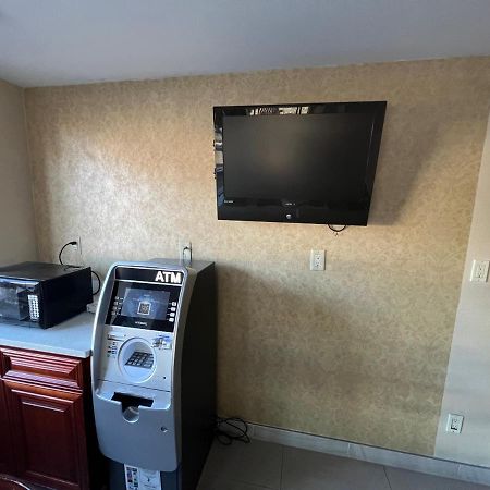 Atlantic Motor Inn Нью-Йорк Экстерьер фото